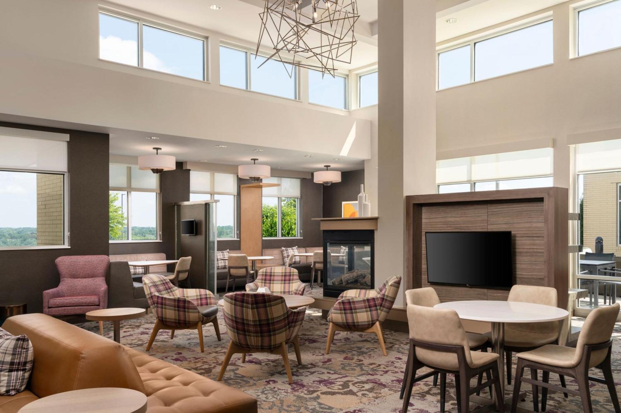 Residence Inn By Marriott Milwaukee West Wauwatosa Esterno foto